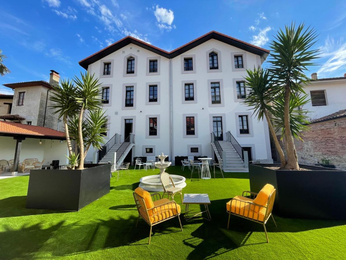 Boutique Indianas Hotel